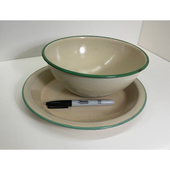 Cream And Green Emamelware, Pie Plate + Mixing Bowl Set Midcentury Farm Kitchen - Picture 2 of 8